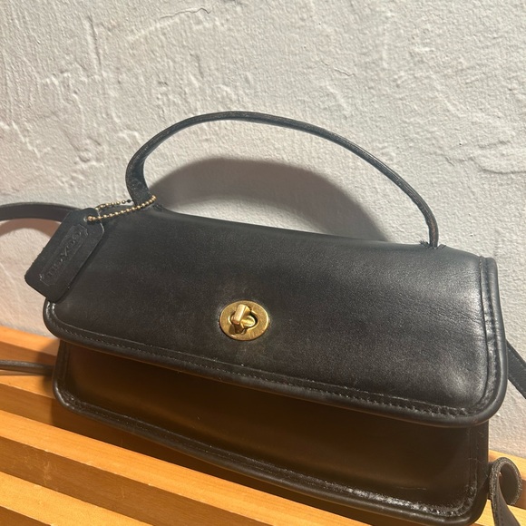 Vintage Coach Black Geometric Clutch Style #9044 Crossbody/Mini Bag - Picture 3 of 16